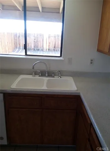 1100 Teton Drive, Barstow, California 92311
