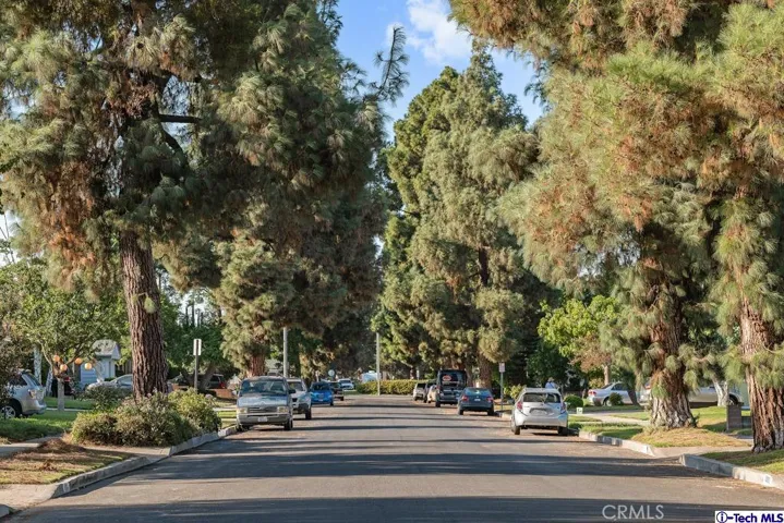 942 N Niagara Street, Burbank, California 91505