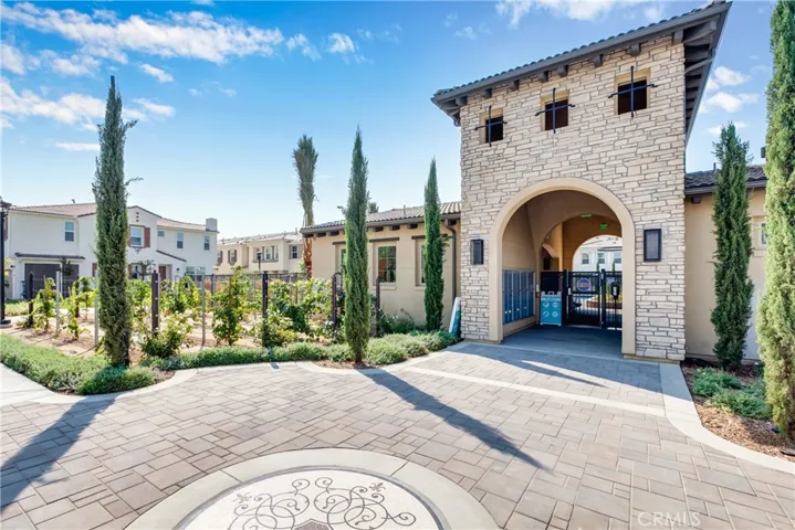 7079 Montecito Lane, Eastvale, California 92880
