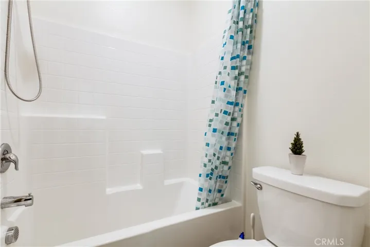 7079 Montecito Lane, Eastvale, California 92880