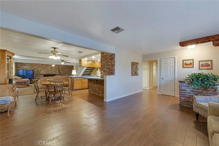 Living/Dining Room