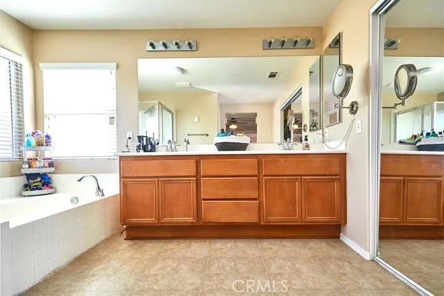 11796 Nyack Road, Victorville, California 92392