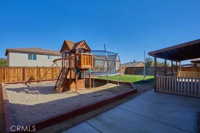 11796 Nyack Road, Victorville, California 92392