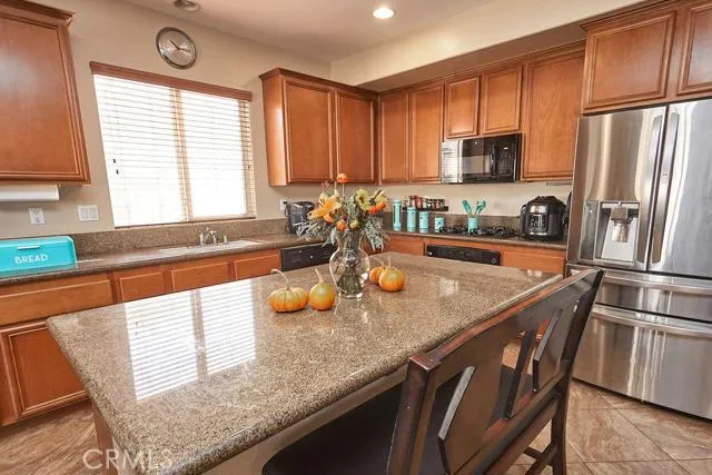 11796 Nyack Road, Victorville, California 92392