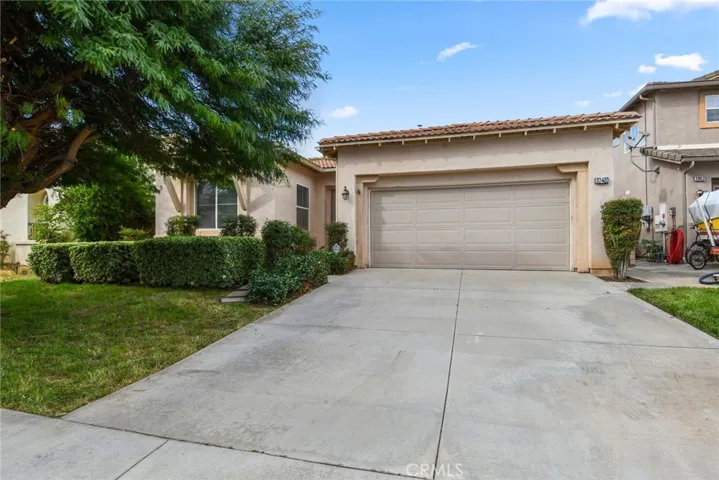 32402 Safflower Street, Winchester, California 92596