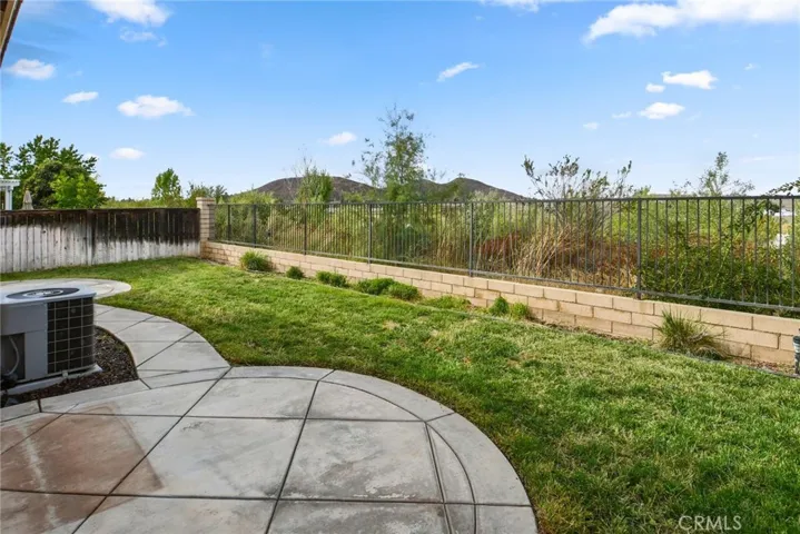 32402 Safflower Street, Winchester, California 92596