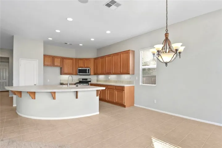 32402 Safflower Street, Winchester, California 92596