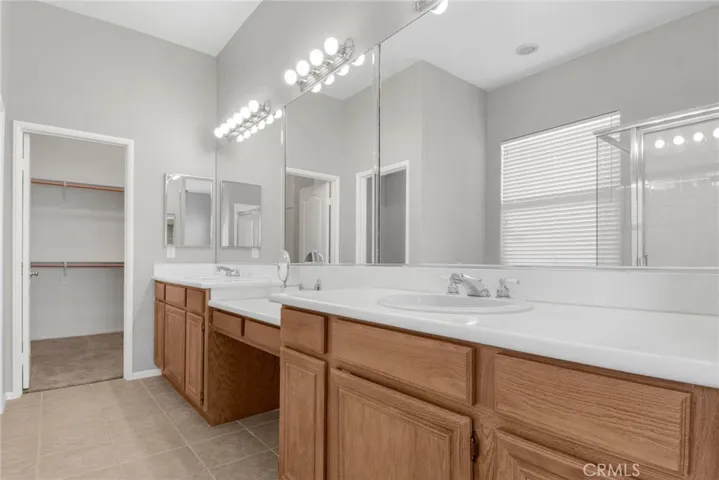 32402 Safflower Street, Winchester, California 92596