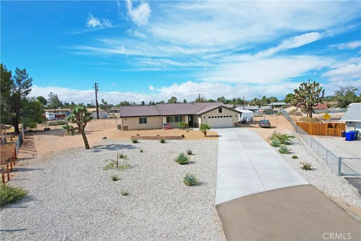 20707 Teton Road, Apple Valley, California 92308