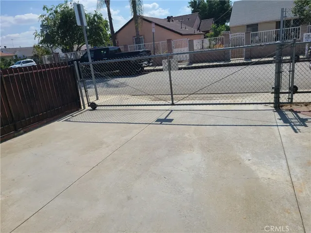 Drive way