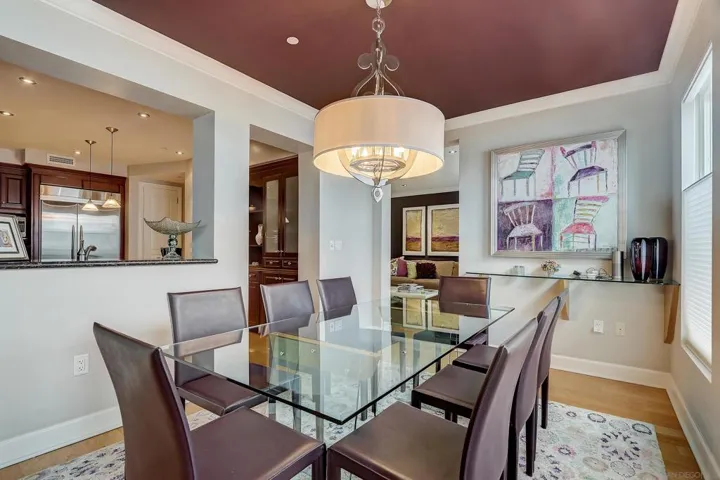 1000 Genter St 304, La Jolla, California 92037