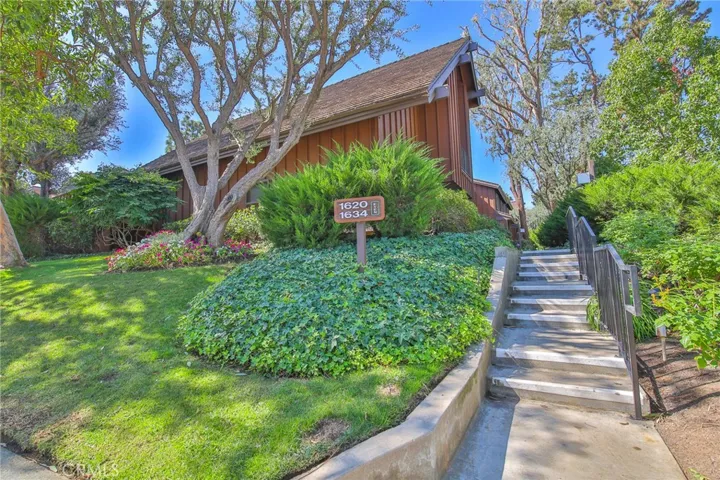 1626 Stonewood Court, San Pedro, California 90732