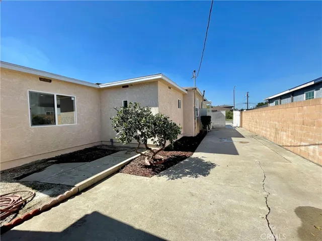 5122 Gaviota Avenue, Long Beach, California 90807