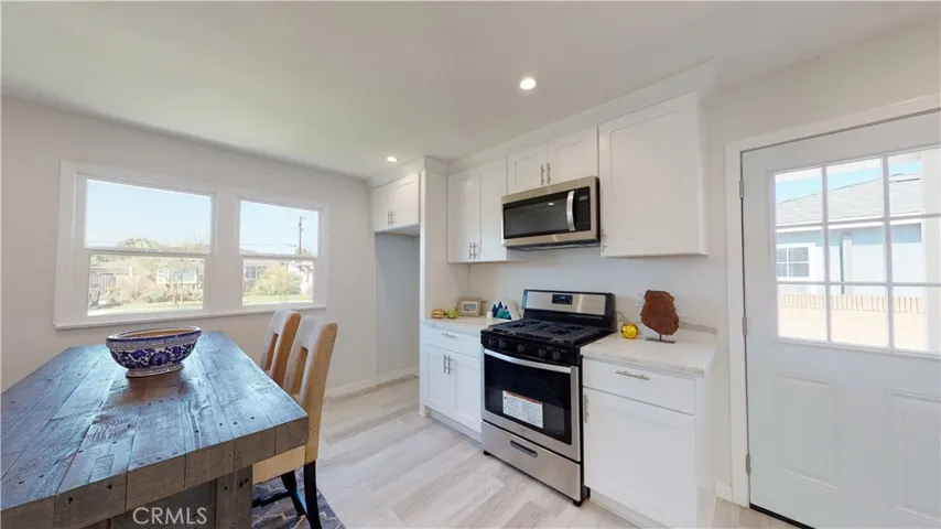 5122 Gaviota Avenue, Long Beach, California 90807