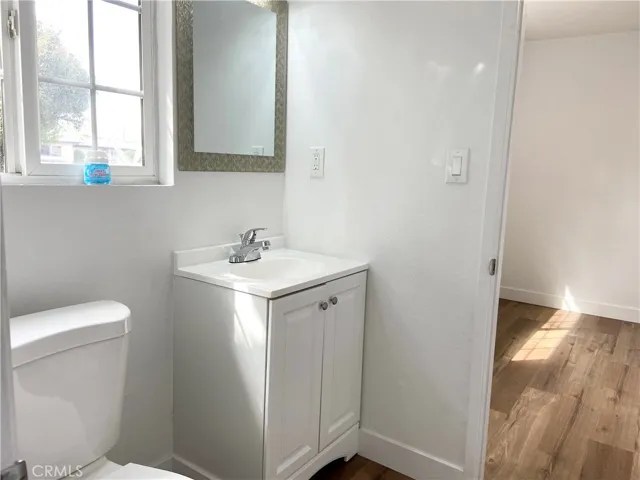 1/2 bathroom