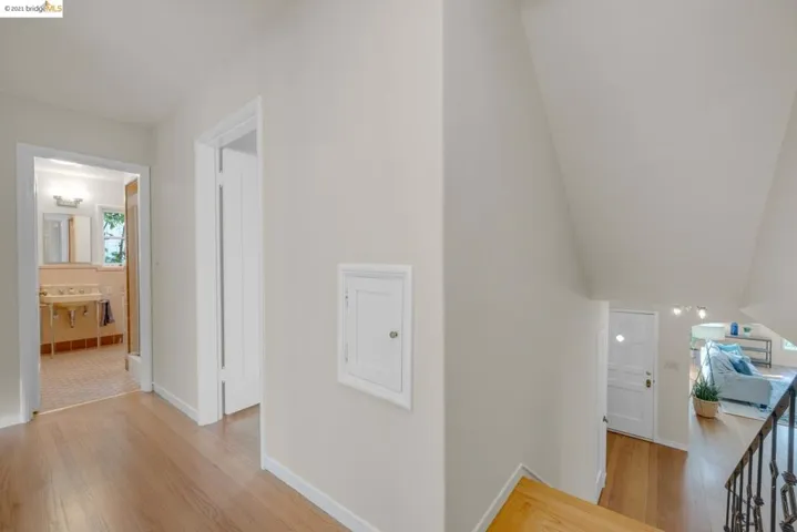 1205 Glen Dr., San Leandro, California 94577