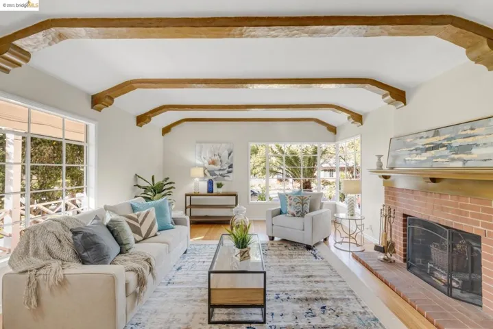 1205 Glen Dr., San Leandro, California 94577