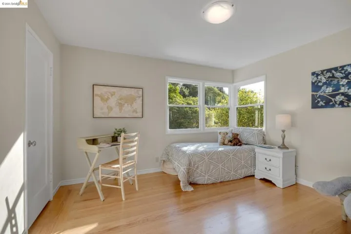 1205 Glen Dr., San Leandro, California 94577
