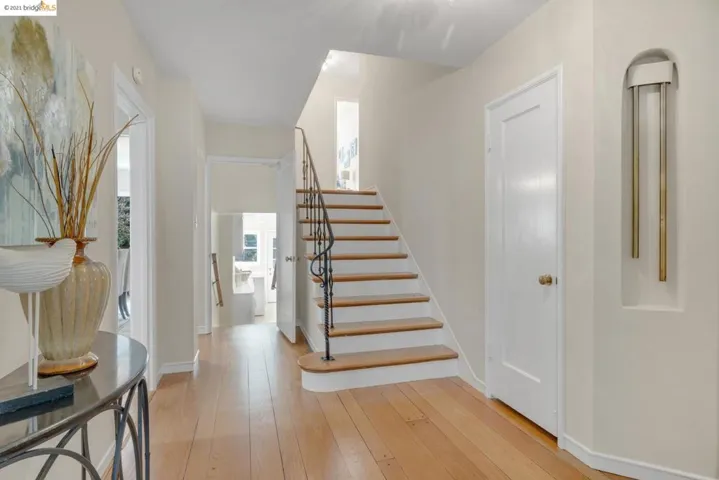 1205 Glen Dr., San Leandro, California 94577