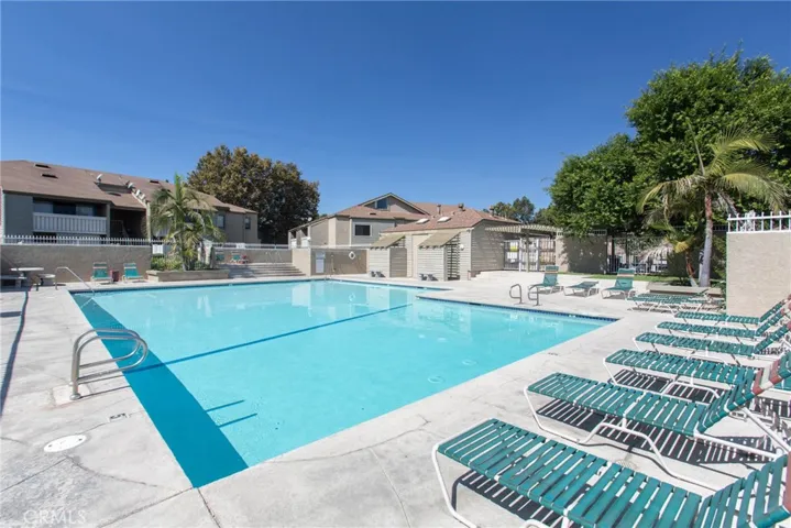 public pool