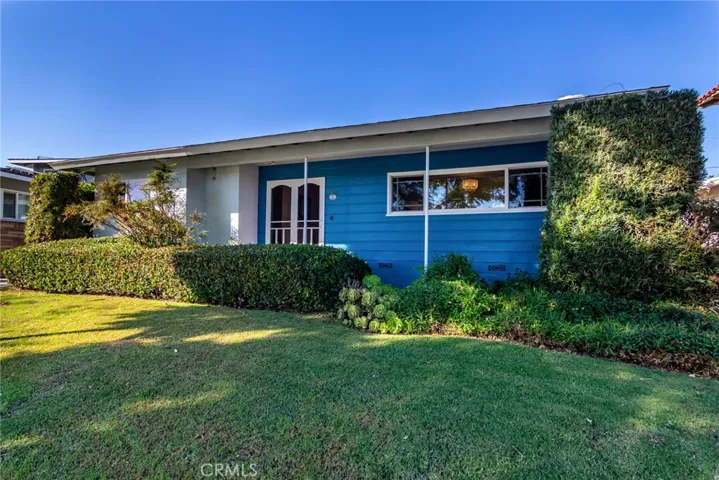 6715 E Los Arcos Street, Long Beach, California 90815