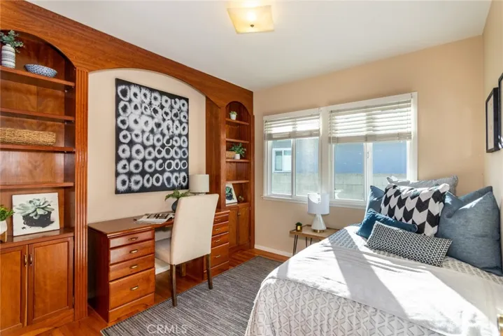 6715 E Los Arcos Street, Long Beach, California 90815