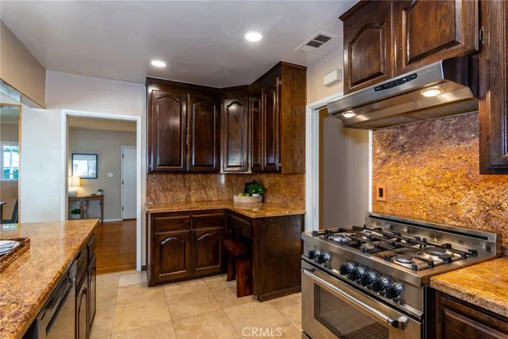 6715 E Los Arcos Street, Long Beach, California 90815