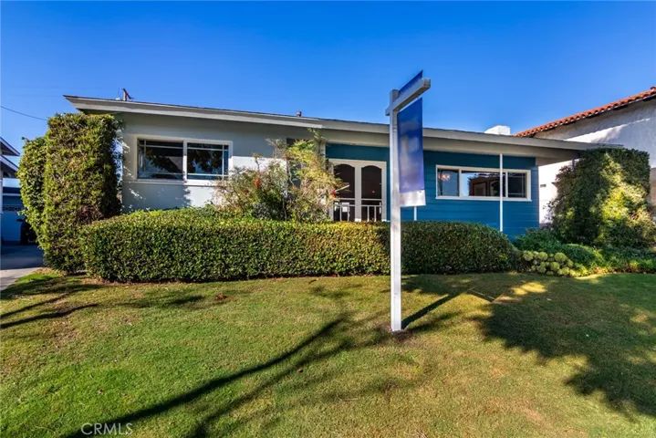 6715 E Los Arcos Street, Long Beach, California 90815