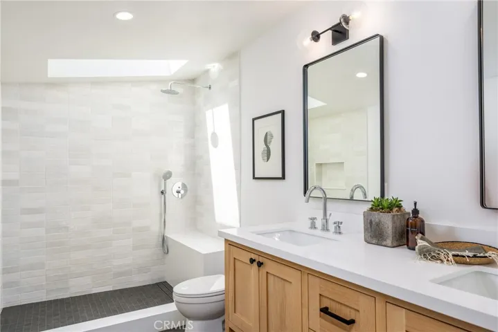254 Villanova Road, Costa Mesa, California 92626