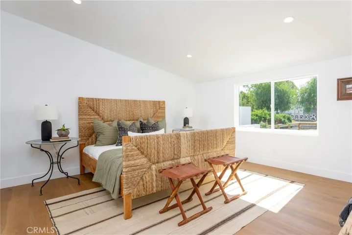 254 Villanova Road, Costa Mesa, California 92626