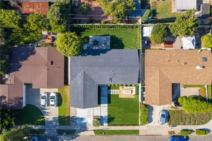 254 Villanova Road, Costa Mesa, California 92626
