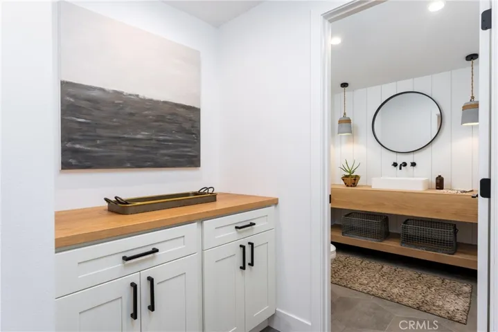 254 Villanova Road, Costa Mesa, California 92626