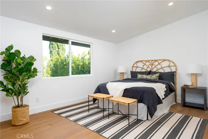 254 Villanova Road, Costa Mesa, California 92626