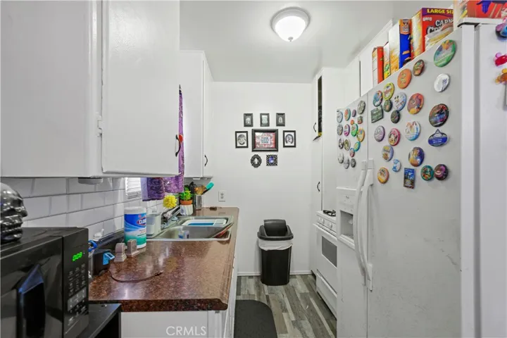 425 - Kitchen