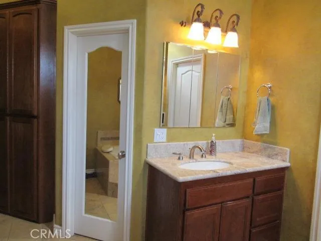 10262 Valle Vista Road, Phelan, California 92371