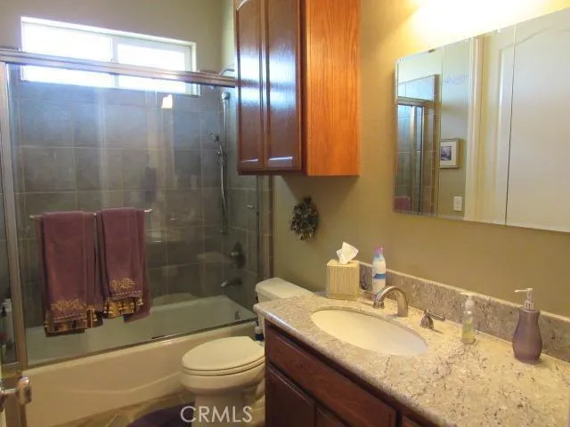 10262 Valle Vista Road, Phelan, California 92371