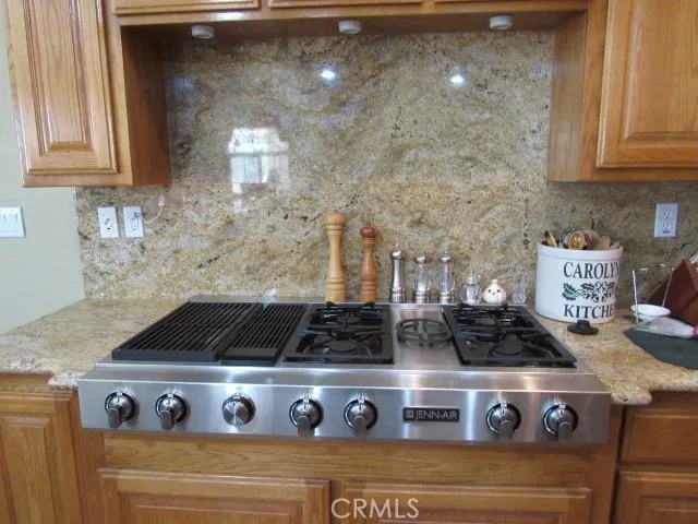 10262 Valle Vista Road, Phelan, California 92371