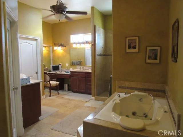 10262 Valle Vista Road, Phelan, California 92371