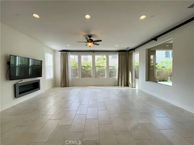 67 Fenway, Irvine, California 92620
