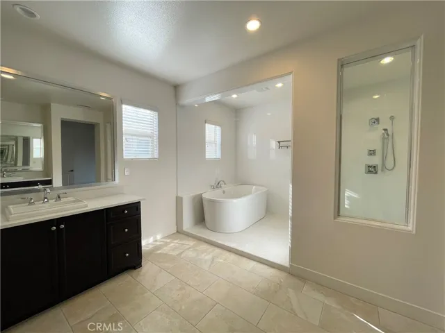 67 Fenway, Irvine, California 92620