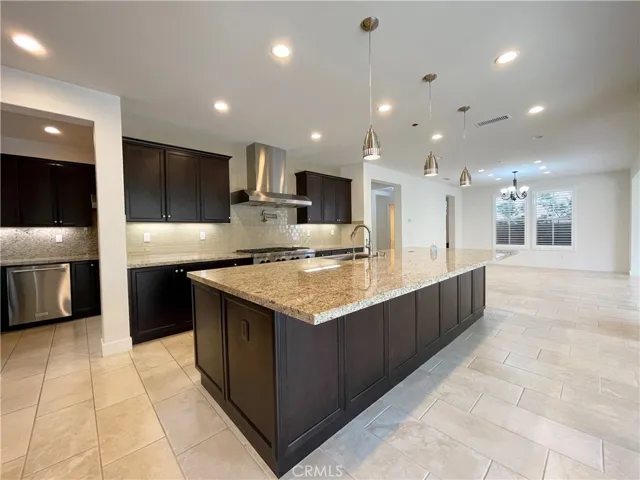 67 Fenway, Irvine, California 92620