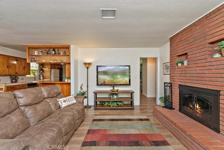 11159 Western Hills Drive, Riverside, California 92505