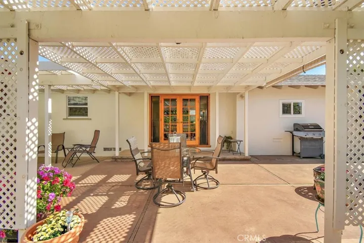 11159 Western Hills Drive, Riverside, California 92505