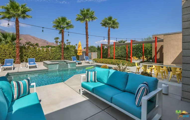3006 N Avenida Caballeros, Palm Springs, California 92262