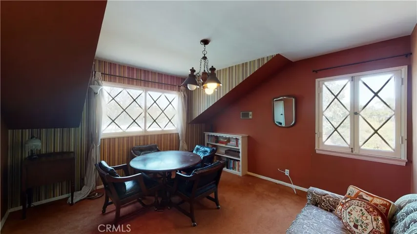 16800 Mooncrest Drive, Encino, California 91436