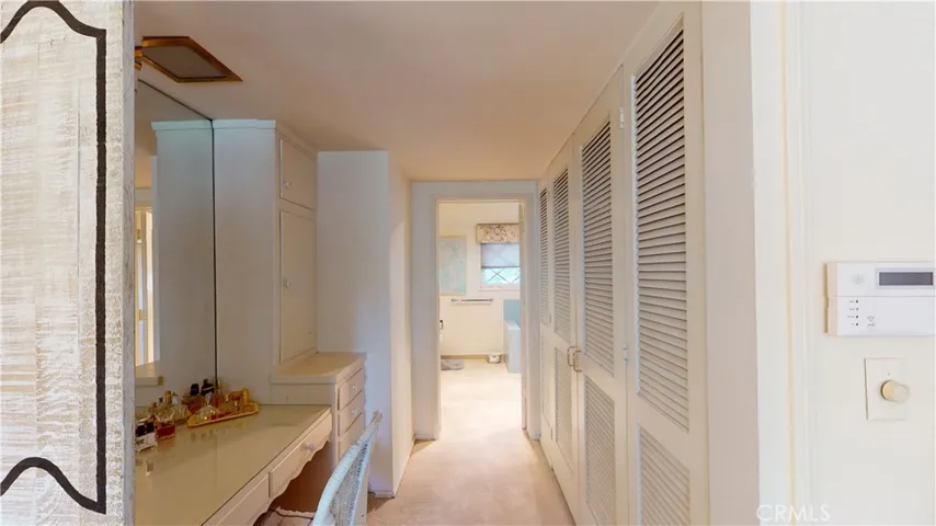 16800 Mooncrest Drive, Encino, California 91436