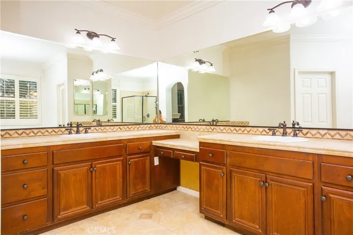 5618 Galasso Avenue, Fontana, California 92336
