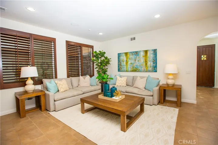 5618 Galasso Avenue, Fontana, California 92336