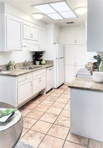 2031 Via Mariposa East H, Laguna Woods, California 92637