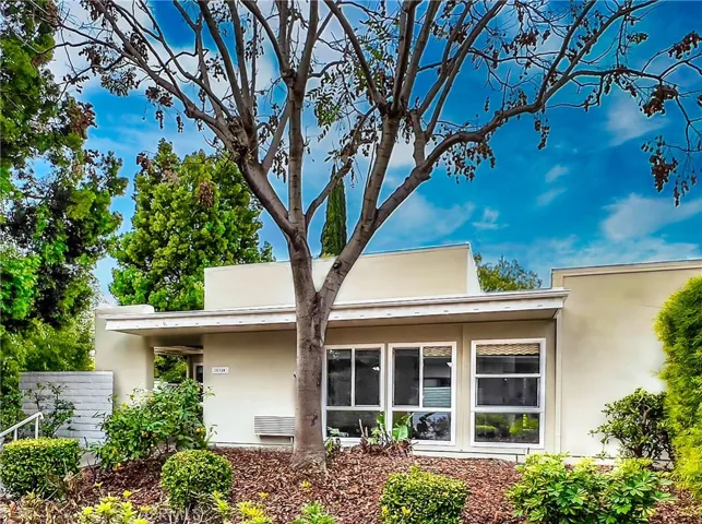 2031 Via Mariposa East H, Laguna Woods, California 92637